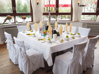 Decoración y montaje de salón para bodas y eventos
