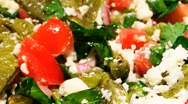 Nopales preparados para taquiza mexicana
